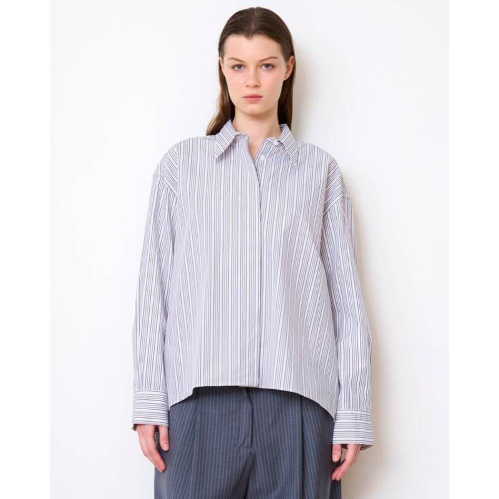 WE-AR4 The Noho High Low Shirt in Navy Stripe XS